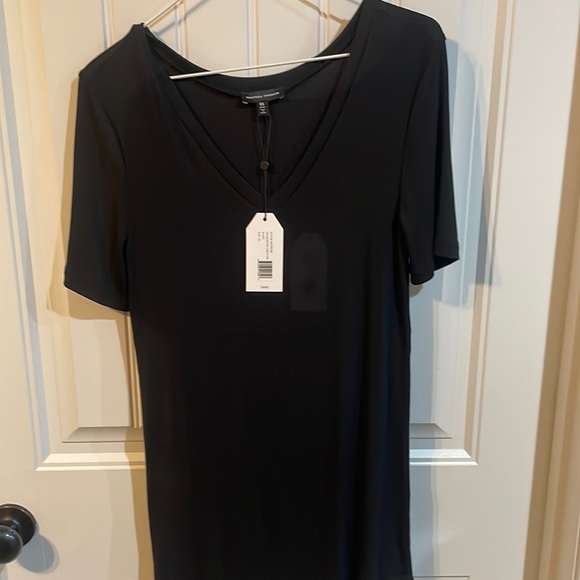 Universal Standard Tops - Universal Standard Black Tee